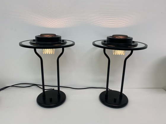 Ensemble de 2 lampes de table post-modernes minimalistes, 1980's – Metal, Glass, Vintage (photo 8 of 19)