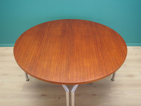 Image 1 of Table demi-ronde en teck, design danois, années 1970, fabricant : Bent Krogh