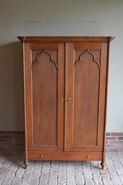 Magnifique armoire de bonne en bois de chêne ancien, armoire de porte.