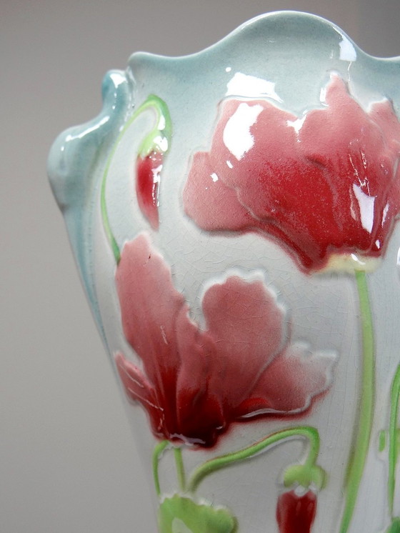 Image 1 of Vase Faïence De St Clément Barbotine Cyclamens Ancien Années 1900-1920