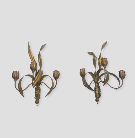 Image 1 of Paire D'Appliques Aux Feuillages Et Tulipes