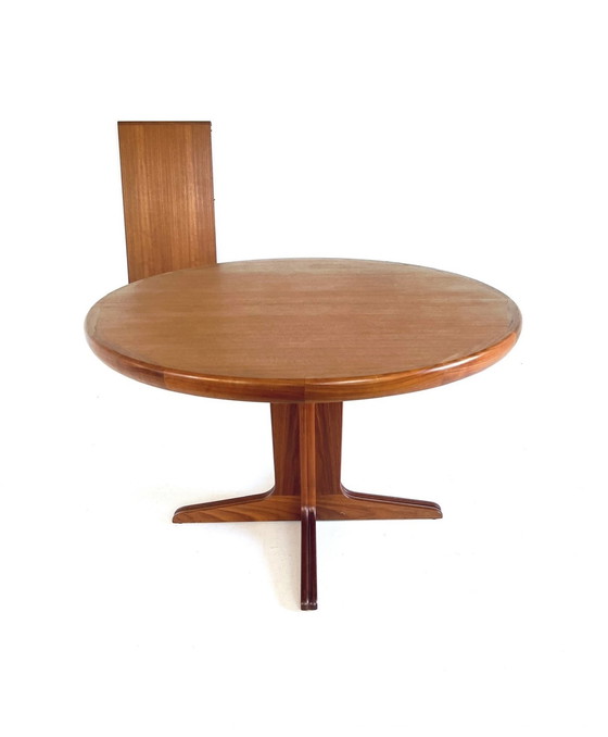 Image 1 of Table à manger danoise extensible vintage des années 60