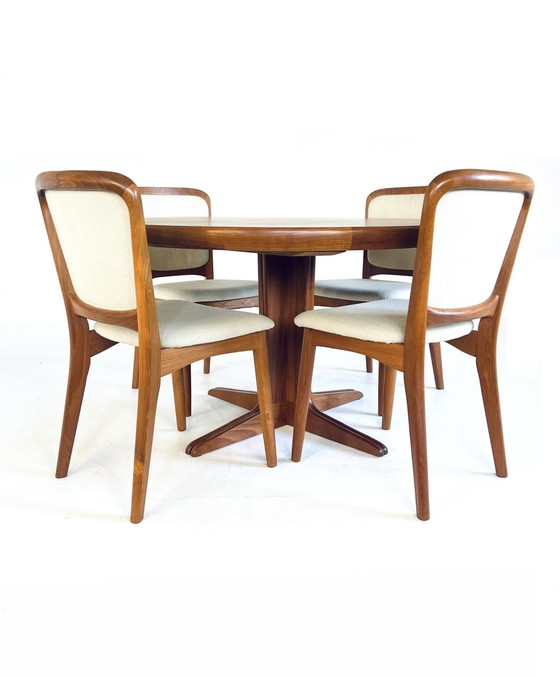 Image 1 of Table à manger danoise extensible vintage des années 60
