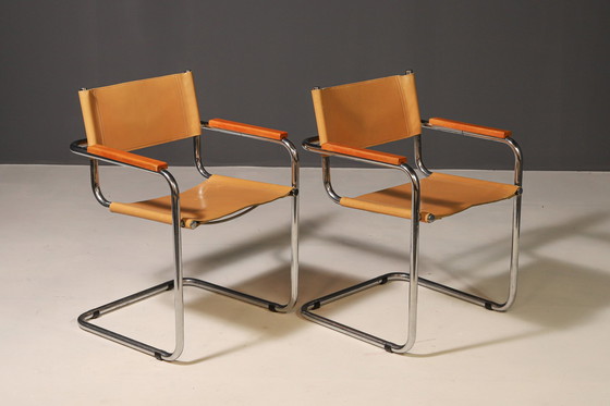 Image 1 of Paire de fauteuils en acier tubulaire en porte-à-faux de Marcel Breuer, années 1970