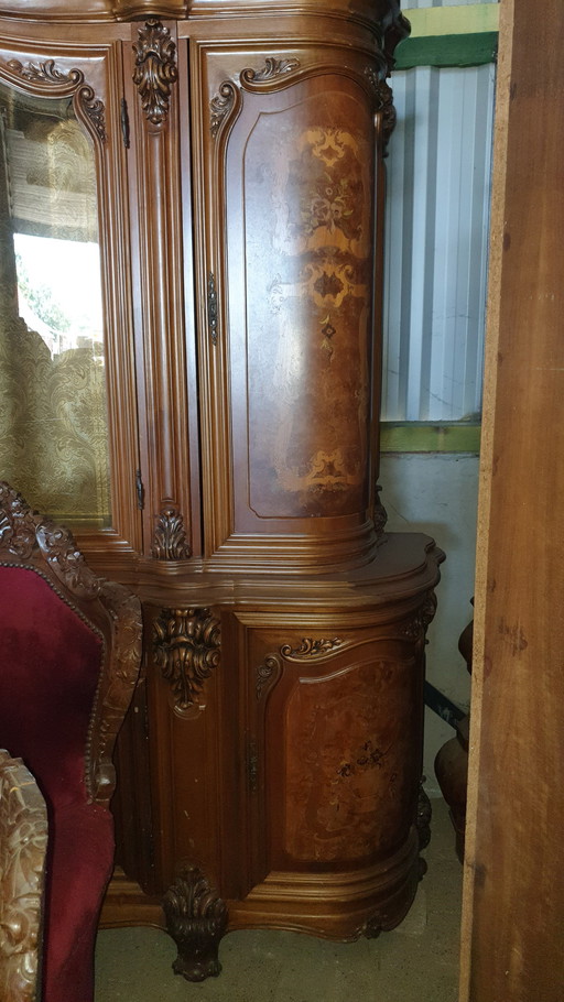 Vitrine baroque italienne courbée exclusive