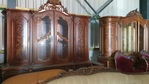 Vitrine baroque italienne courbée exclusive