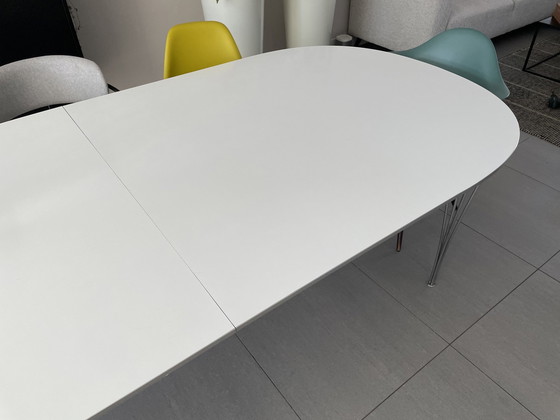 Image 1 of Fritz Hansen Table Superellipse Blanc