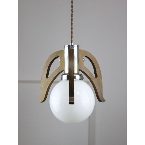 Image 1 of Lampe suspendue vintage en chrome et verre opalin, 1960