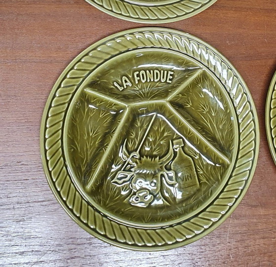 Image 1 of 1871 Assiettes à fondue françaises vintage 4X
