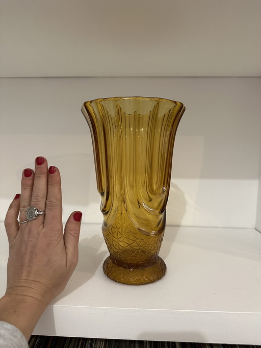 Vase Art Deco