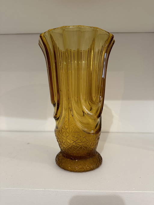 Vase Art Deco