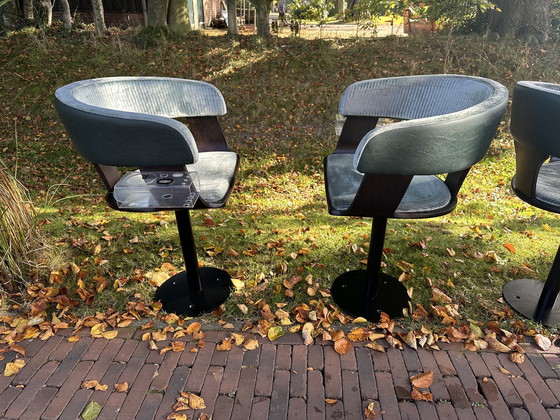 Image 1 of 4 fauteuils de cinéma vintage