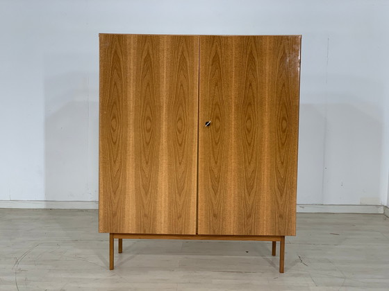 Image 1 of armoire à linge des années 60 armoire à vêtements wardrobe vintage