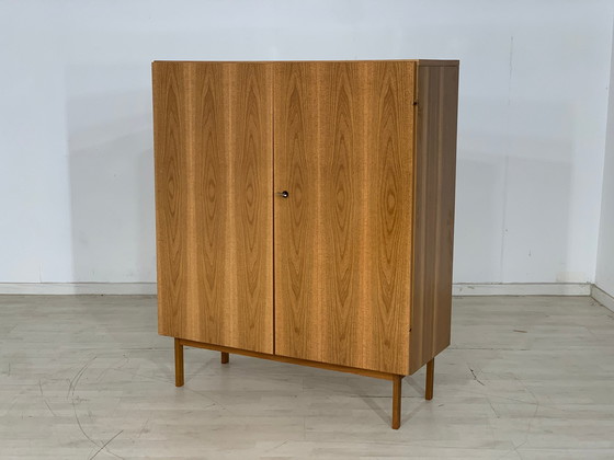 Image 1 of armoire à linge des années 60 armoire à vêtements wardrobe vintage