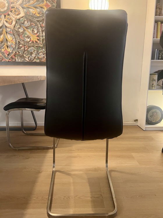 Image 1 of 6 chaises de salle à manger en cuir noir