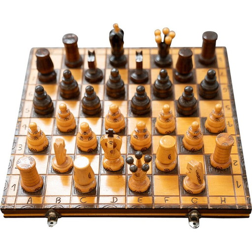 Échiquier vintage en bois, Italie 1960