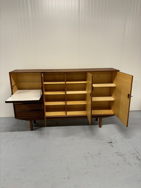 Image 1 of Buffet haut en teck scandinave