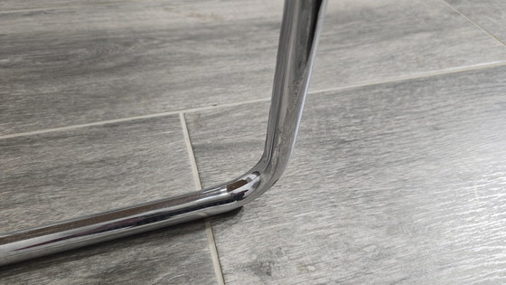 Image 1 of Table console attribuée à Marcel Breuer