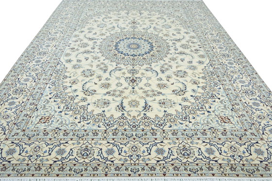 Image 1 of Tapis d'Orient noué à la main Naïn 9 La avec Soie - 347 X 247 cm - Design élégant en bleu et crème