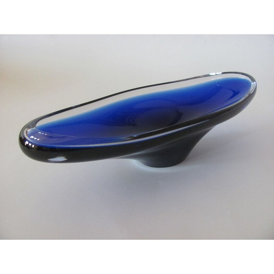 Image 1 of Bol ovale vintage en verre bleu, Tchécoslovaquie 1960