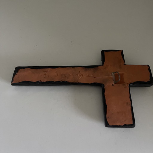 Crucifix en céramique