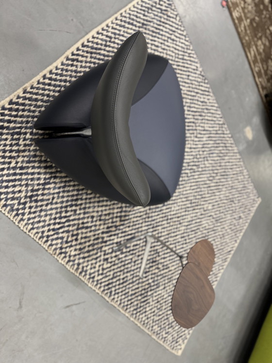 Image 1 of Leolux Pallone Fauteuil Senso Cuir Bleu Gris