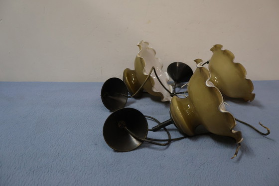 Image 1 of Lampes suspendues massives en opaline avec plis