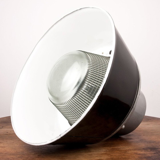 Image 1 of Lampe industrielle vintage en verre prismatique de Pologne, années 1970