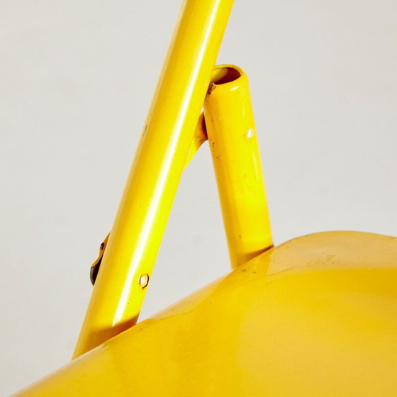 Image 1 of Chaise vintage pliante jaune