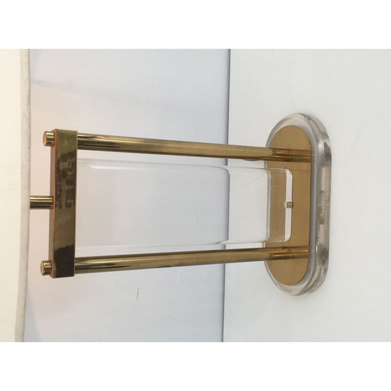 Image 1 of Lampe de table en laiton doré et plexiglas, 1970