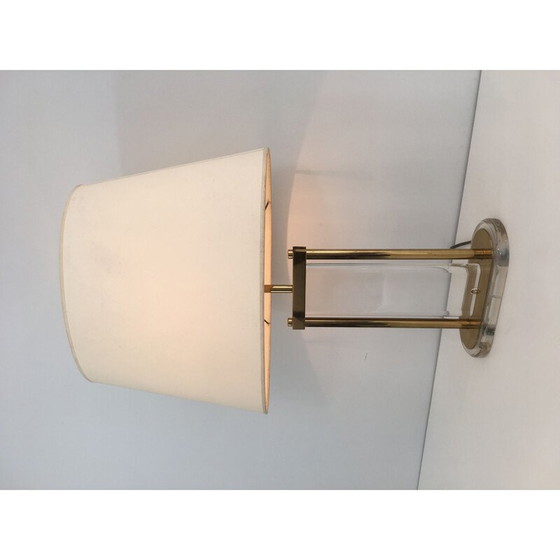 Image 1 of Lampe de table en laiton doré et plexiglas, 1970