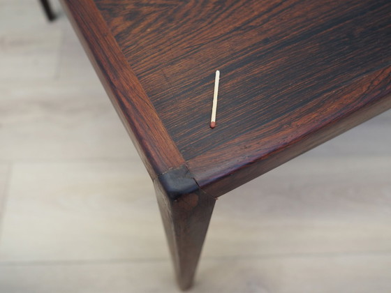 Image 1 of Table basse en bois de rose, Design danois, 1970S, Production : Danemark