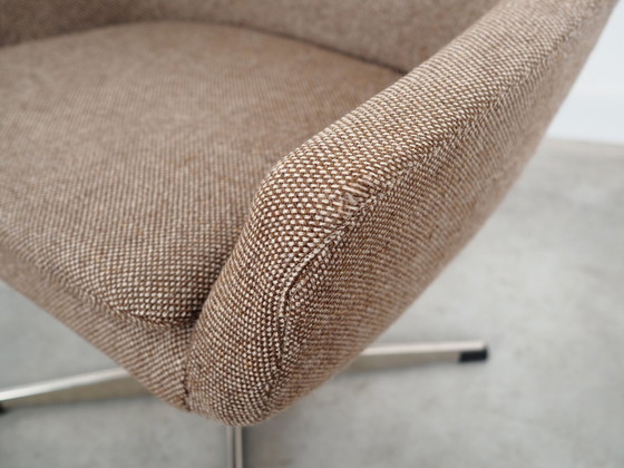 Image 1 of Fauteuil brun, Design danois, 1970S, Production : Danemark