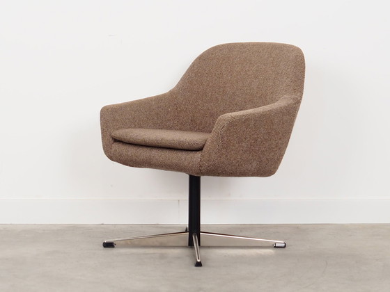 Image 1 of Fauteuil brun, Design danois, 1970S, Production : Danemark