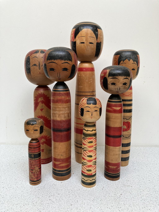 7x Poupées traditionnelles Kokeshi