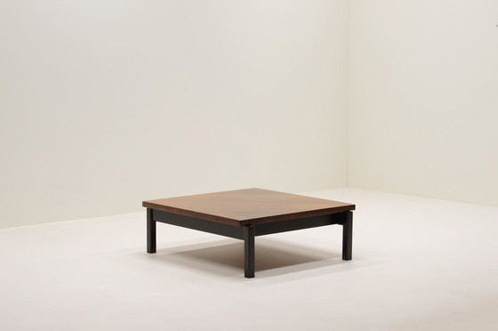 Image 1 of Table basse en bois Wengé, 1960S Pays-Bas.