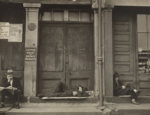 Walker Evans (1903 - 1975) - South Street, New York (1932)