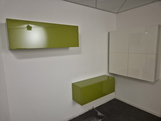 Image 1 of 2X Hulsta Lilas - Meuble haut - Vert - Brillant - Design