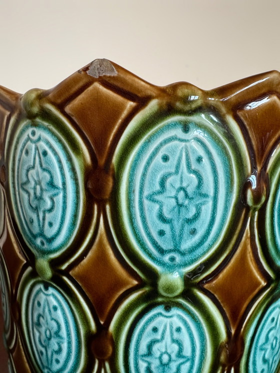 Image 1 of Cache Pot Barbotine Art Déco