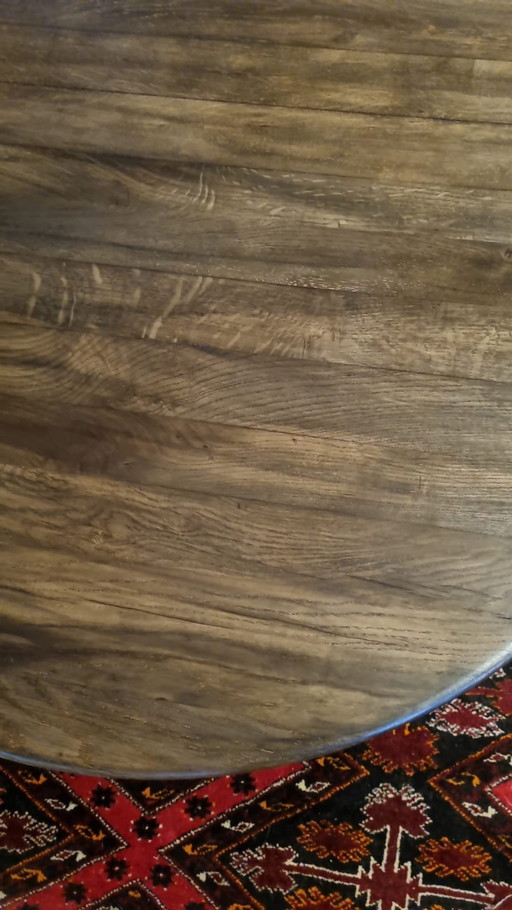 Table basse brutaliste