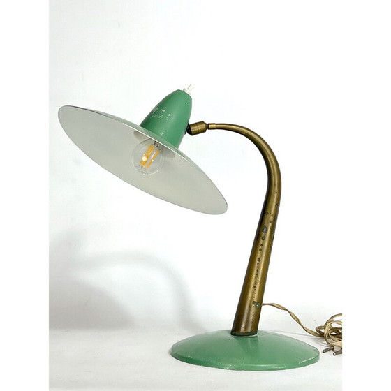 Image 1 of Lampe de table italienne du milieu du siècle en laiton et laque verte, années 1950