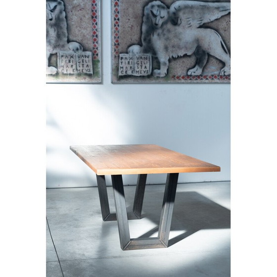 Image 1 of Table de salle à manger vintage fabriquée à la main avec plateau en sapin brossé, 2020