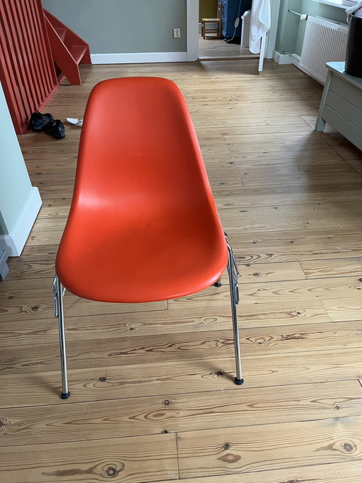 2X Vitra Eames Dss Rouge Plastique