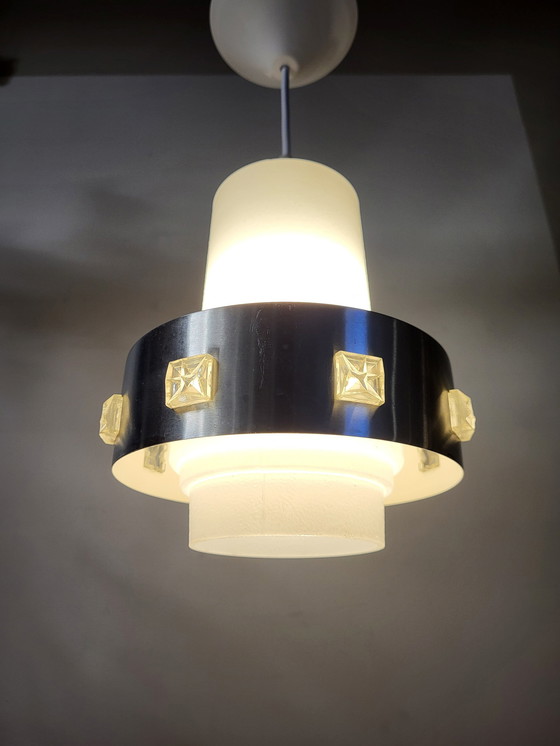 Image 1 of Lampe suspendue de l'ère spatiale, chrome et verre dépoli, années 1960-1970