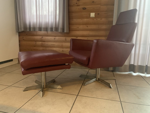 Fauteuil et pouf extra-larges de Bert Plantagie