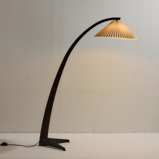 Mk10463 Lampadaire danois par Mads Caprani