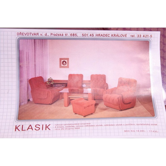 Image 1 of Ensemble de salon vintage avec tapisserie rouge, Tchécoslovaquie 1980