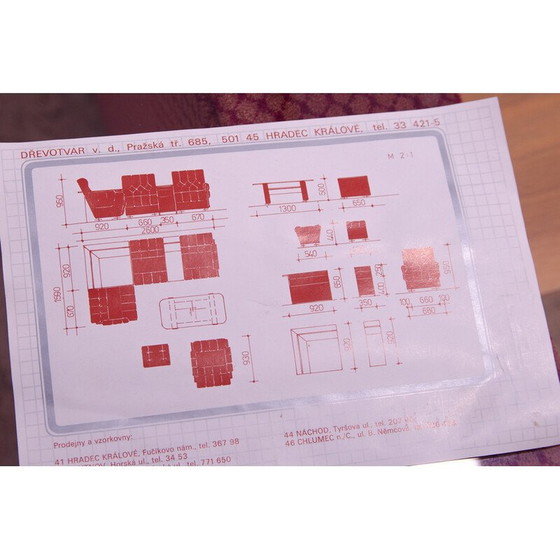 Image 1 of Ensemble de salon vintage avec tapisserie rouge, Tchécoslovaquie 1980