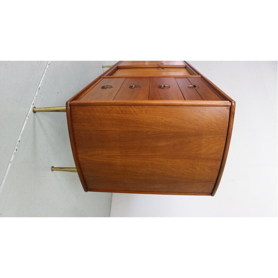 Image 1 of Buffet vintage en noyer et laiton de William Watting, Danemark 1955