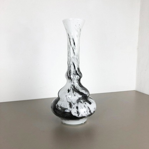 Vase vintage opalin Florence Italie par Carlo Moretti